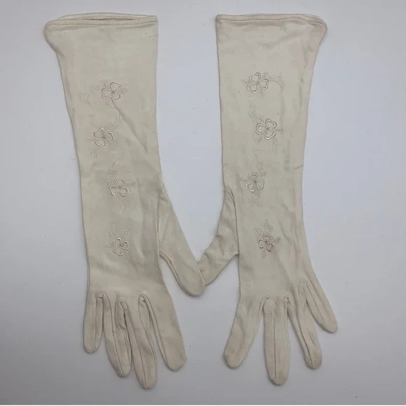 Vintage 1960s Ivory Nylon Opera Gloves Embroidered Floral Wedding Formal 13