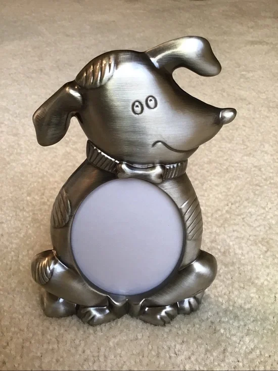 NWOT Dog Frame, Silver-toned, Metal 6” x 4”