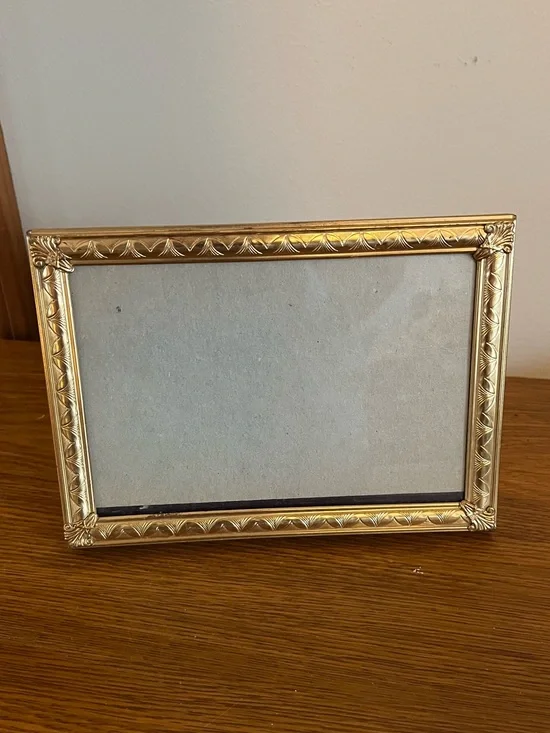 Vintage Gold Horizontal Tabletop 4x6 Picture Frame