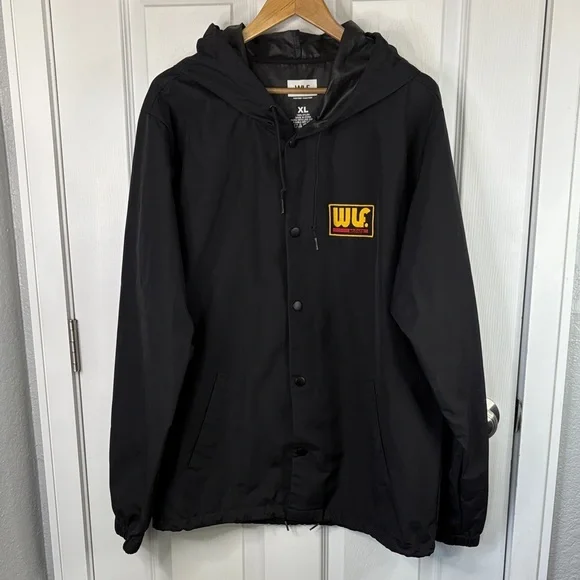 WLF‎ Enduro XL Black Men's Streetwear Skate Windbreaker Minimalist Jacket