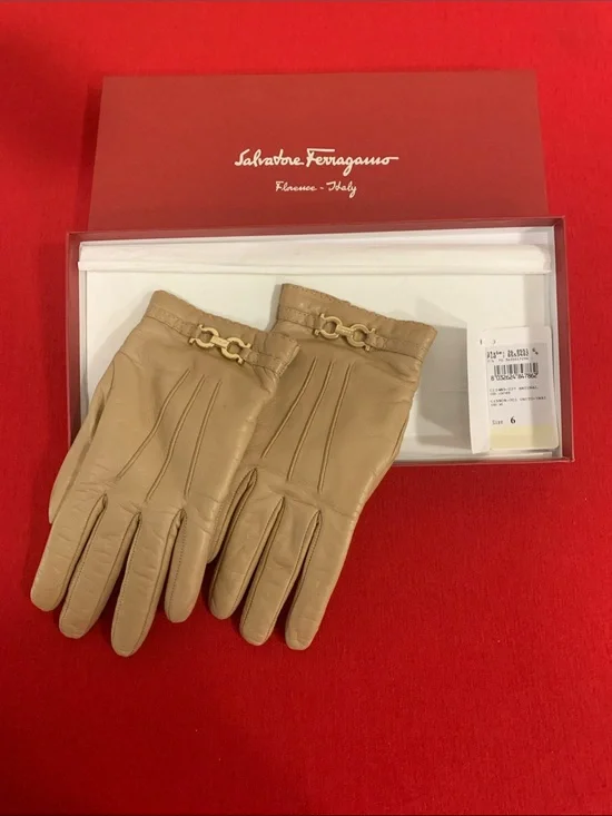 EUC Salvatore Ferragamo Tan Leather Gloves with Gold Gancini Details