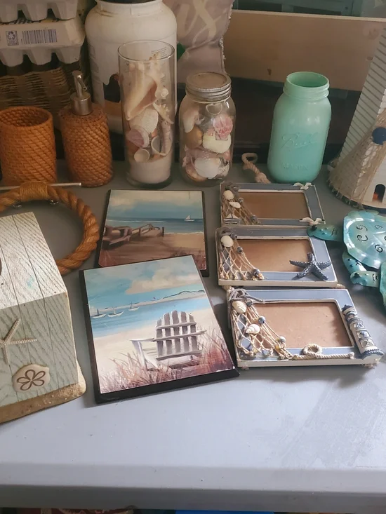 Coastal Beach Décor Picture Frames and Art Set - Mint and Neutral