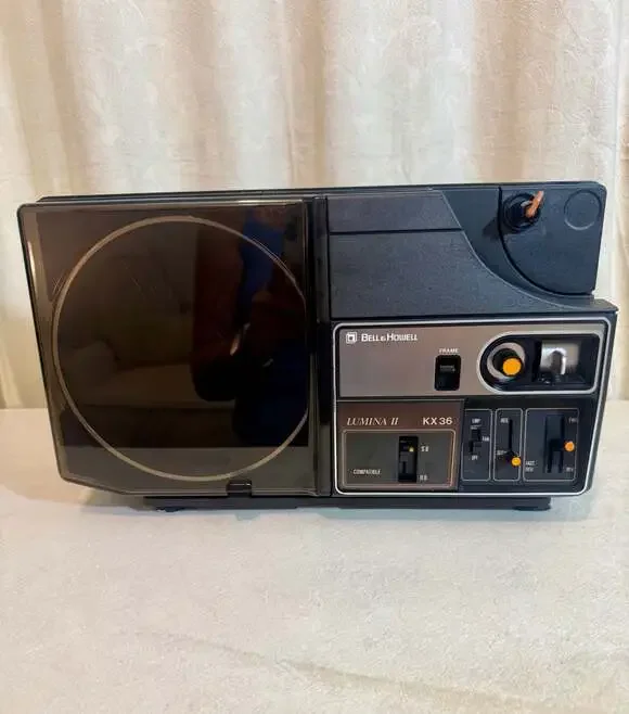 Vintage Bell & Howell Lumina II KX36 Dual 8mm and Super 8 Film Projector