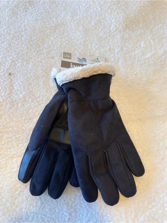 Black Sherpa-Lined Isotoner Gloves