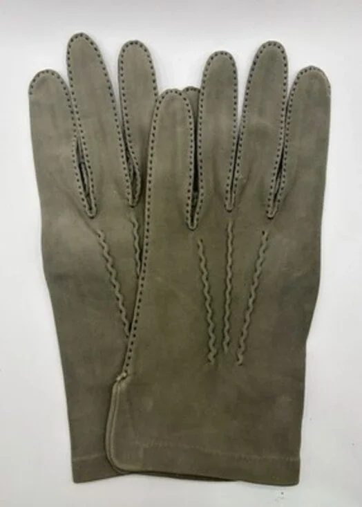 Vintage Saks Fifth Avenue Hand Tailored Suede Leather Gloves Size 8 Gray/Taupe
