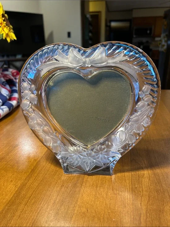 Studio Nova Heart-Shaped Glass Picture Frame - Clear