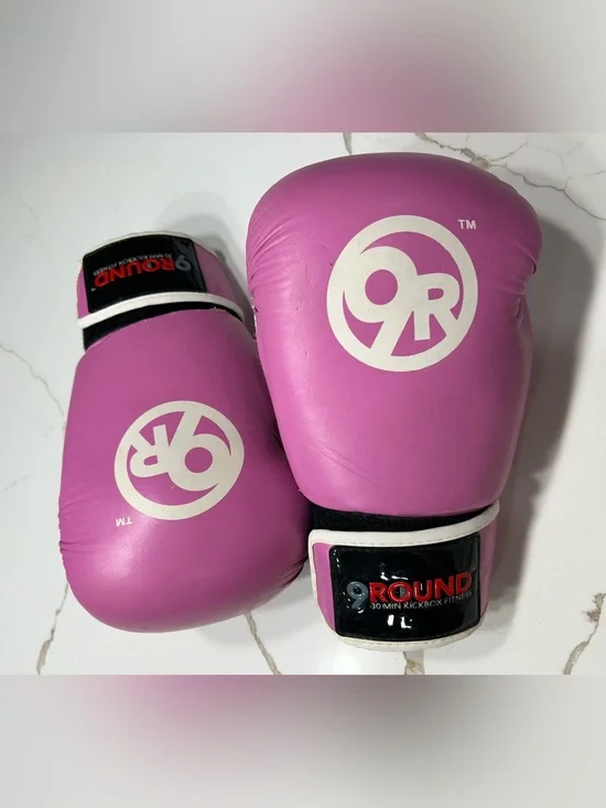 9Round Pink Boxing Gloves