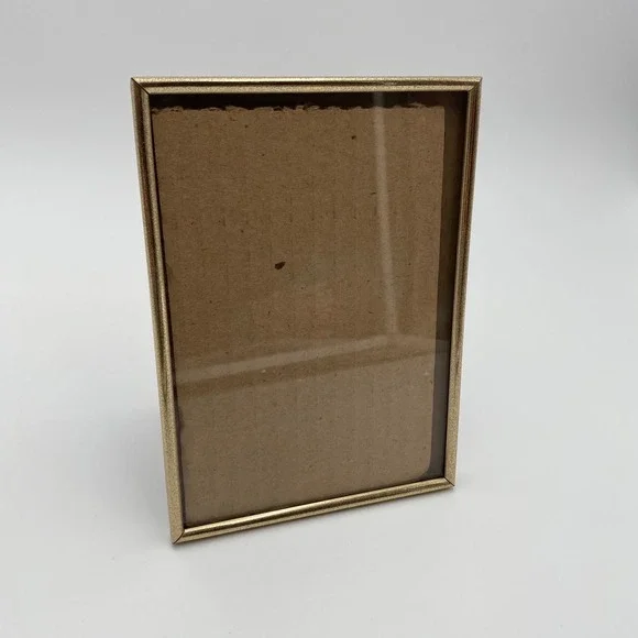 Vintage Gold Tone Picture Frame‎ 5x7 Glass Cover Tabletop Wall Decor MCM
