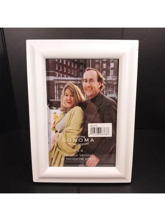White Sonoma 4x6 Tabletop Picture Frame - Vertical / Horizontal