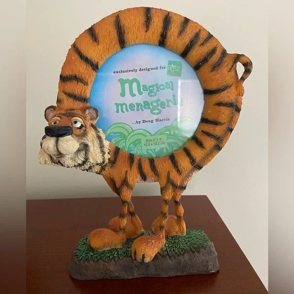 Russ Magical Menagerie Tyrone Tiger Round Picture Frame Doug Harris 4