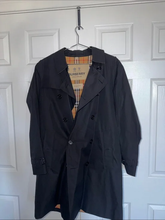 Burberry Black Double-Breasted Trench Coat with Check Lining