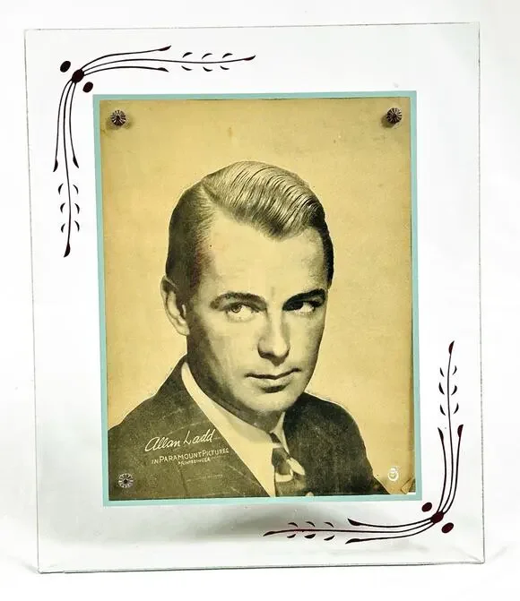 Vtg Alan Ladd Photo Print in Art Deco Reverse Painted Glass Frame Easel 7