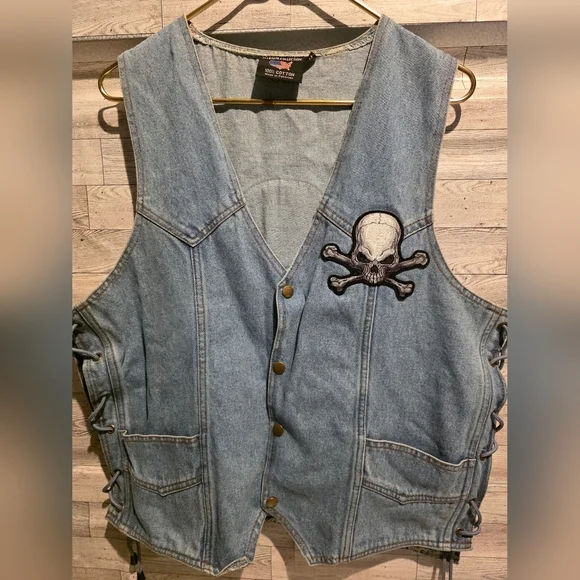 Vintage Denim Skull Patch Vest - Light Blue