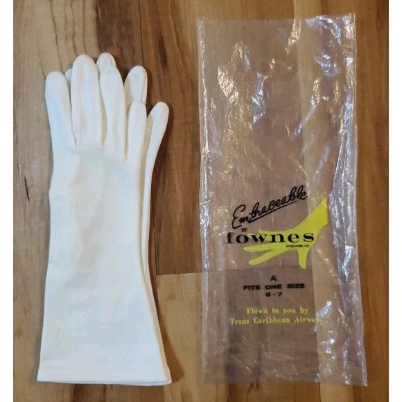Vintage‎ 1950s Fownes Embraceable White Gloves Nylon Size 6-7 Retro Feminine