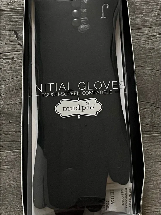 Mud Pie Black Touch-Screen Initial Gloves