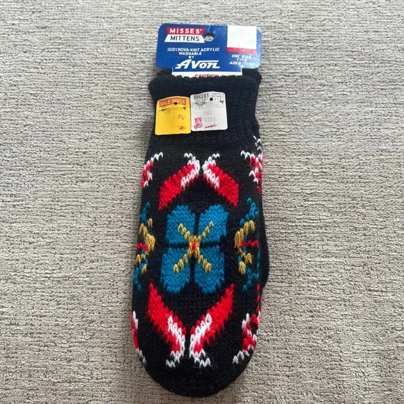 Vintage Avon Misses Mittens Black Fair Isle Nova-Knit Acrylic One Size NWT