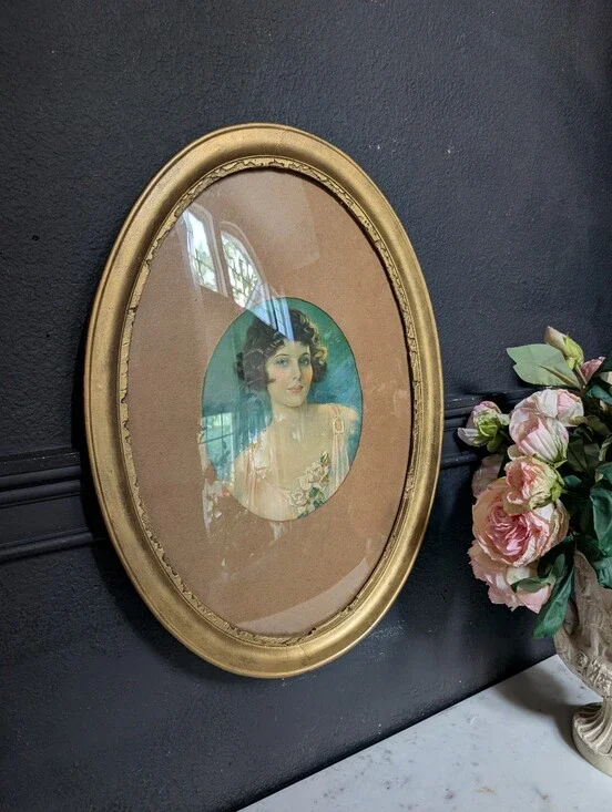 Vintage Edwardian/Art Deco Lady print, Gold Leaf Wood VTG Convex / Bubble Frame