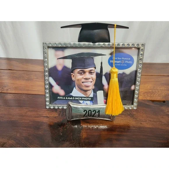 New 2021 Graduation Photo Frame Cap and Tassel‎