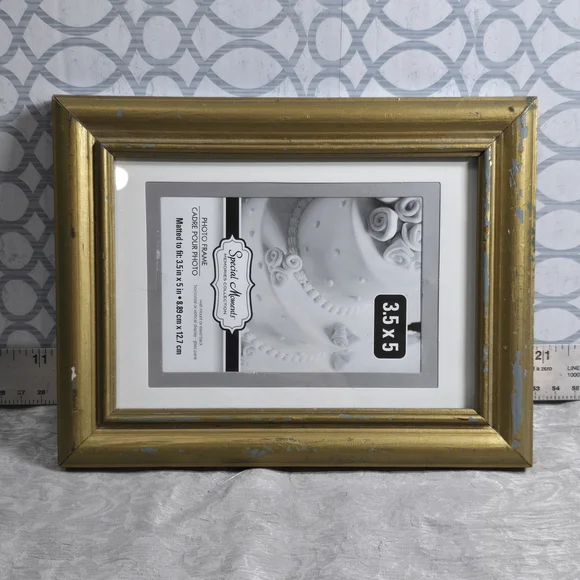 COMING SOON Vintage Distressed Picture Frame 3x5 or 5x7 Cottagecore Rustic