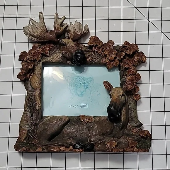 Moose‎ Picture Frame - 3D Relief Moose and Woods 9.5
