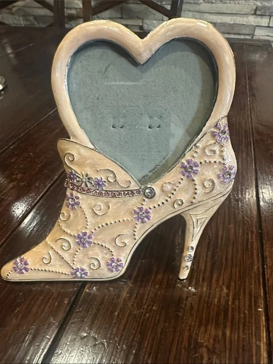 “High Heel “ Picture Frame