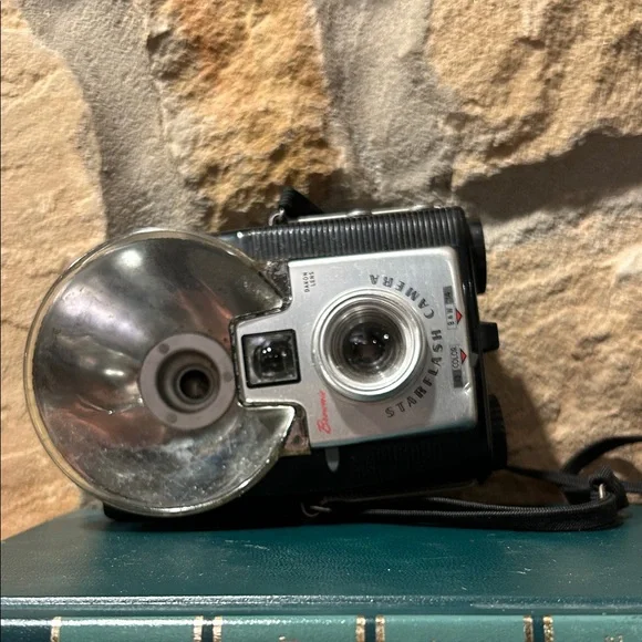Vintage Black and Silver Camera Brownie  Starflash Non working