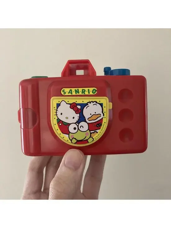 Working Japanese Sanrio Hello Kitty 4 Shot Lomo 35mm Toy Camera Novelty Gift