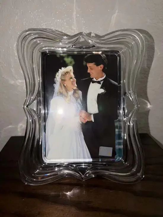 Mikasa Crystal Picture Frame with Wavy Border