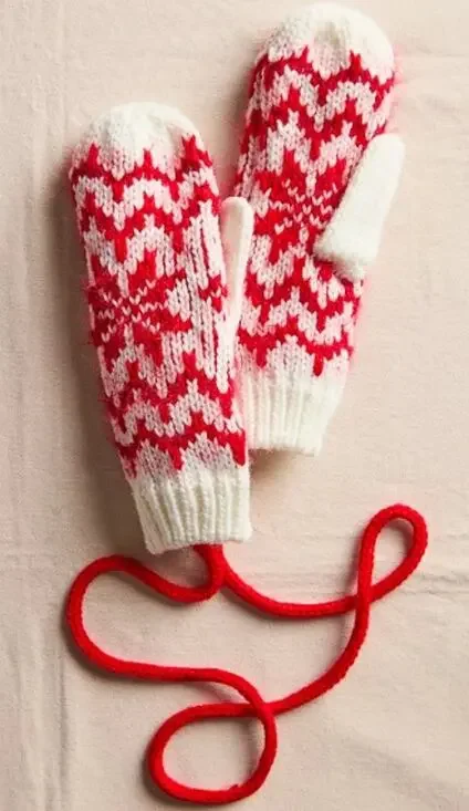 NWT Home For The Holidays Mittens | Red/White | OS