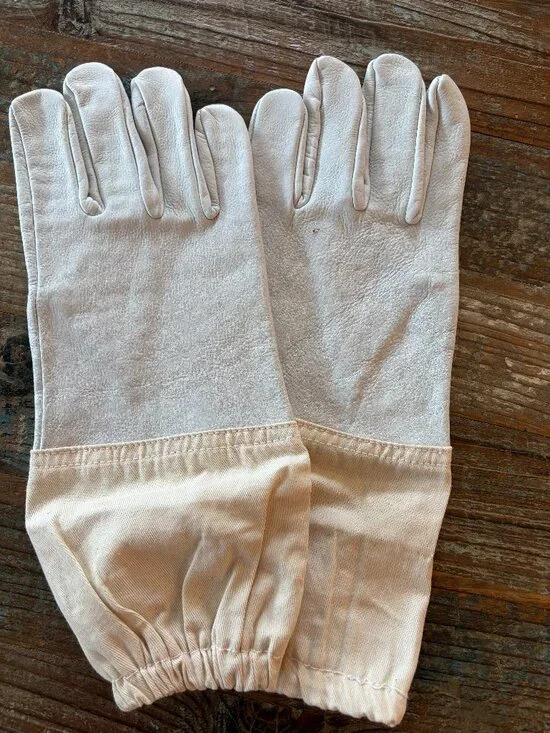 Bee keeping Leather Gloves, Pruning gloves. Size Small