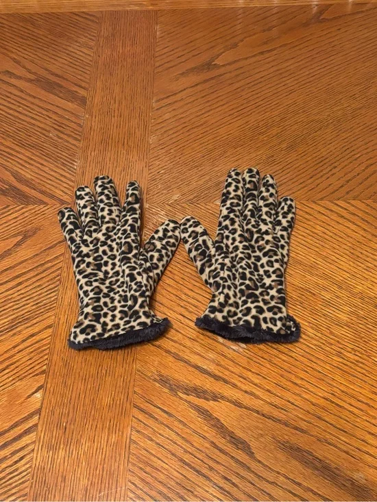 Women’s Touchscreen Gloves Leopard Animal Print Faux Fur Lined Cozy