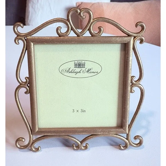 Gold Ornate Heart Picture Frame - 3 x 3 in