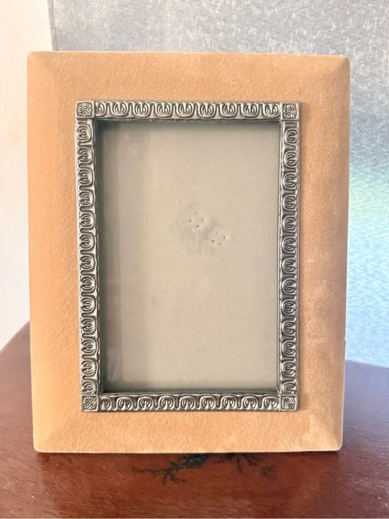 Vintage Velvet Photo Frame with Ornate Silver Trim - Tan Holds 5X7 picture