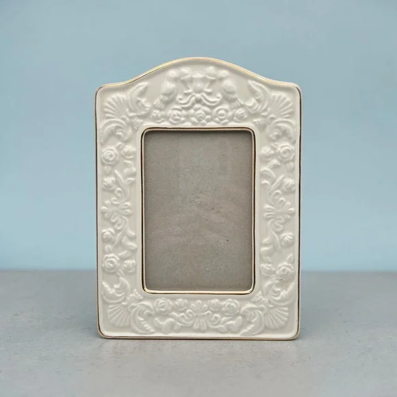 Vintage 80s Philip Whitney 5 x 3 1/2 Porcelain Frame With 22 Karat Gold Accents