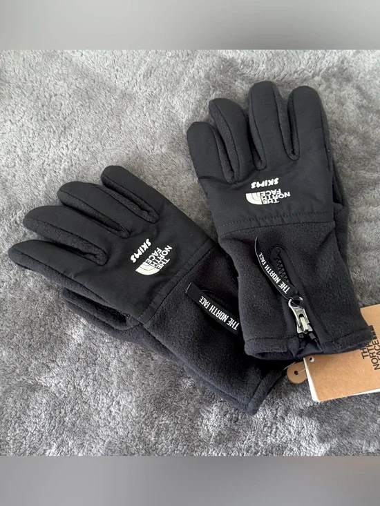 THE NORTH FACE X SKIMS Retro Denali Fleece Gloves - ETIP Onyx Size Med - NWT✅
