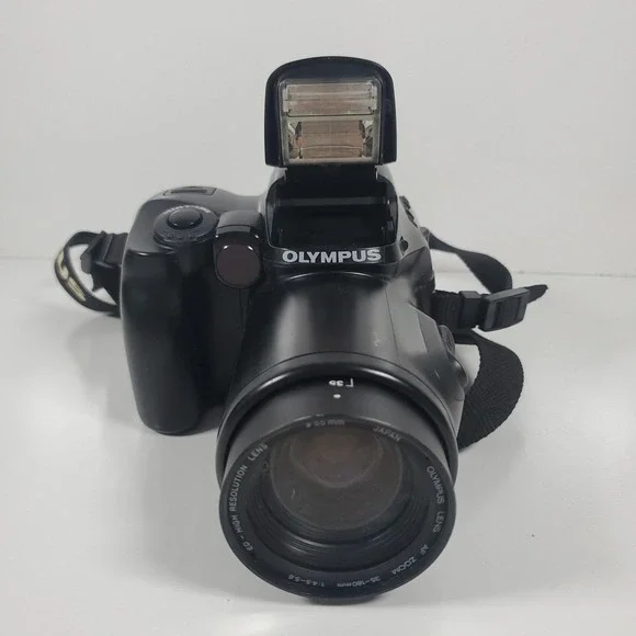 Olympus IS-3 DLX Quartz Date 35mm Film Camera 35-180mm ED Lens W/ Flash Untested