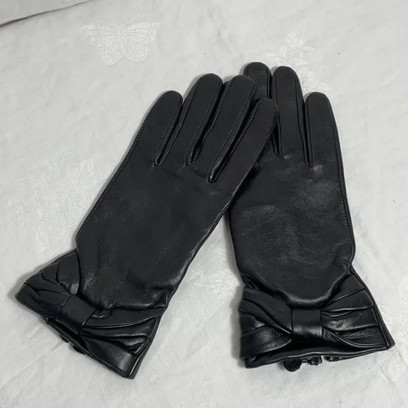 Vntg. Intercontinental Leather Industries Wmns. Black Leather Gloves Sz S