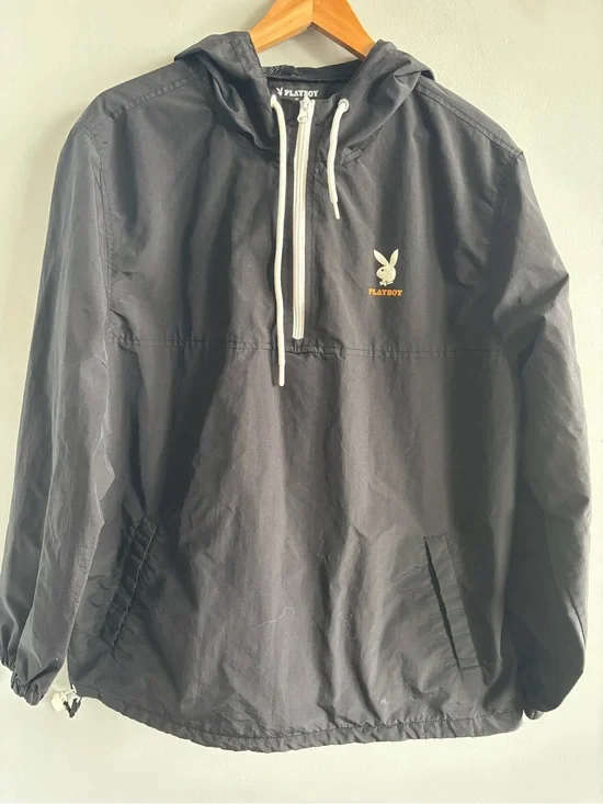 PacSun x Playboy Quarter-Zip Hooded Windbreaker Jacket Black – Unisex LARGE