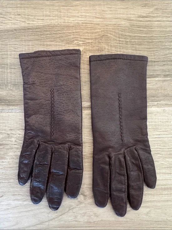 Vintage Fownes 7 1/2 leather gloves