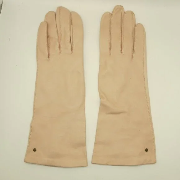 Ladies Aris light pink leather gloves, silk lined, 7.5