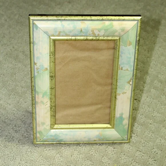 Vintage 90s Gold & Pastel Floral Metal Size 8.25