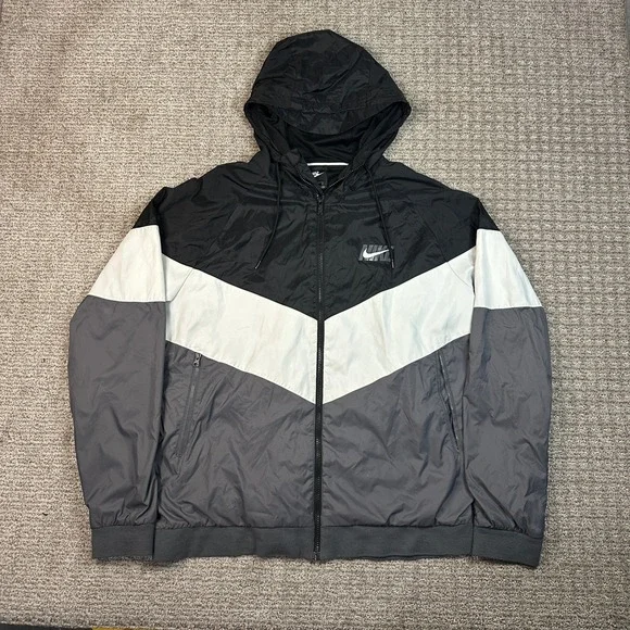 Nike Mens Sportswear Windrunner Hooded Jacket Black White Grey XL AR2191-011