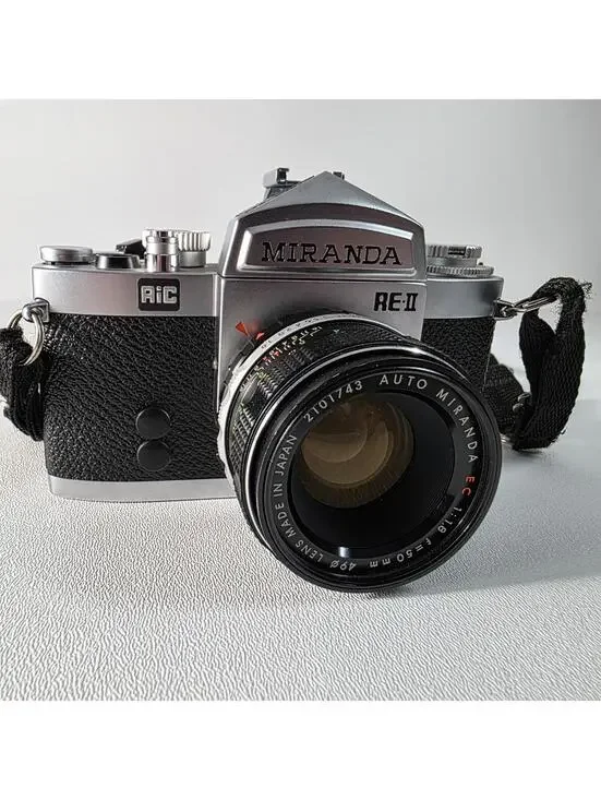 Vtg Miranda RE-II 35mm Film SLR Camera w/ 50mm f/1.8 - Tested (Partially..Works)