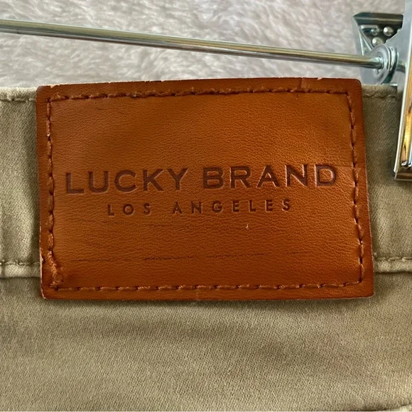Lucky Brand Men’s Jeans Size‎ 33 x 32 121 Slim Straight Leg EUC