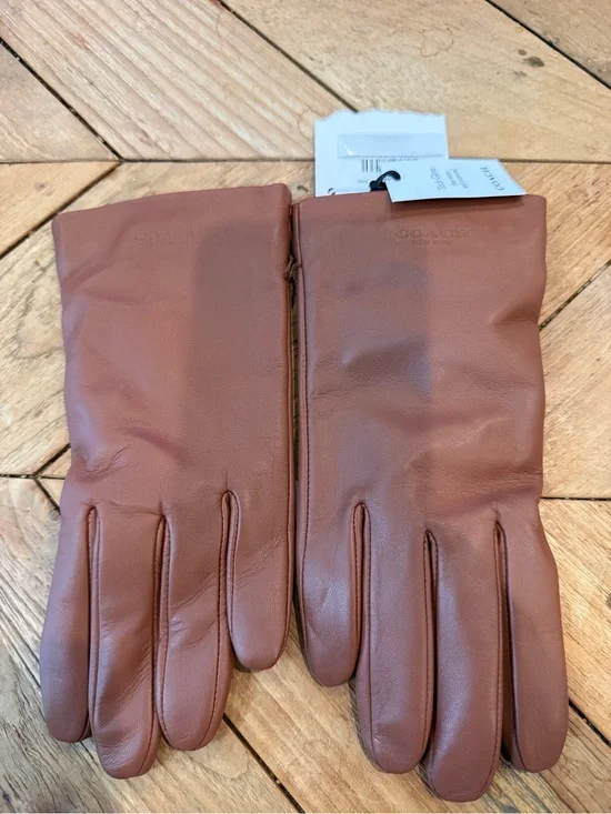 Coach Brown Leather Women's Gloves