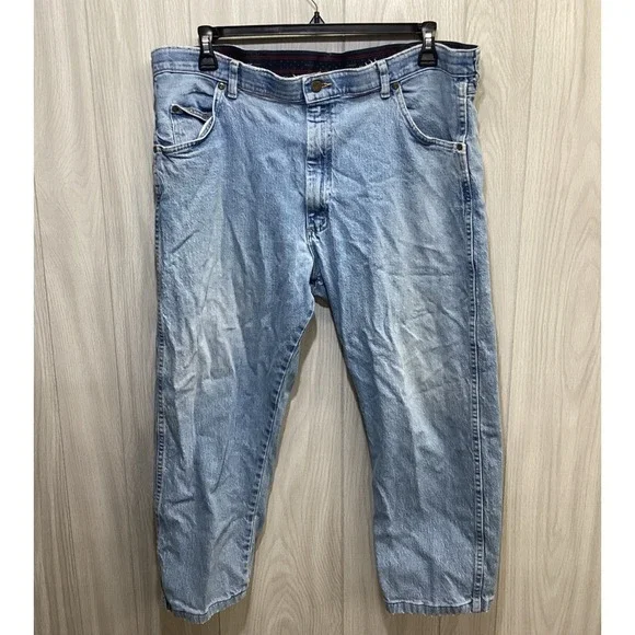 WRANGLER JEANS (Men's Size 40 x 29