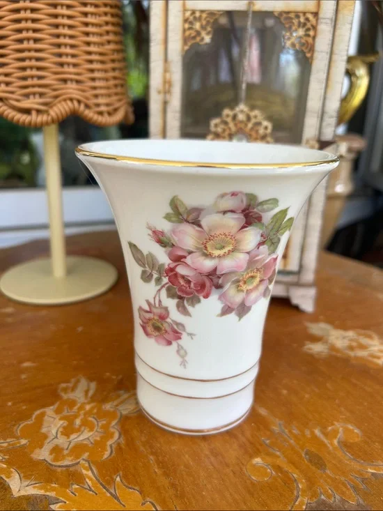 Porcelain Pink Floral Buds Vase with Gold Trim
