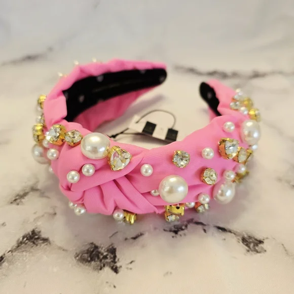 LELE SADOUGHI X STONEY CLOVER BUBBLEGUM PEARL & CRYSTAL HEARTS KNOTTED HEADBAND