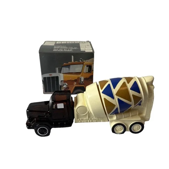 Vtg 1970s Avon Cement Mixer Truck Decanter Bottle Wild Country After Shave Box