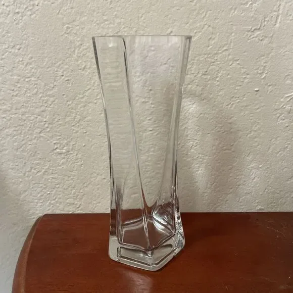 Vintage Glass Vase Twisted Hexagon Flare Top 9.25 In Heavy Glass Clear Elegant A